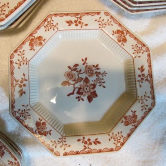 dinnerware